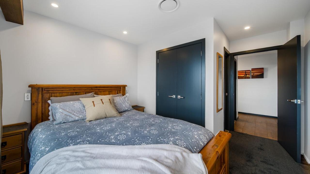 Central City View With Free Valet Parking Christchurch Bagian luar foto